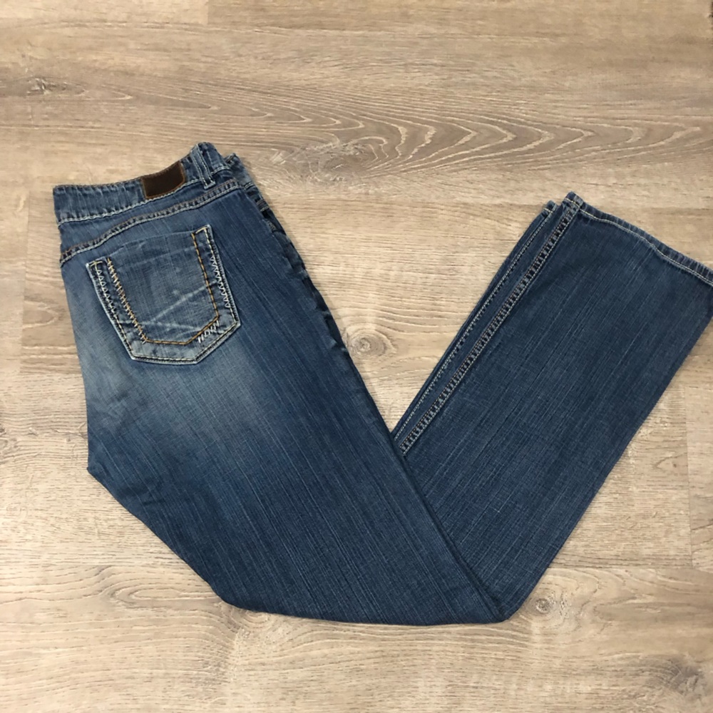 BKE. Denim. Jean. Straight. Relaxed fit. Men’s. 34Wx35 1/2L. Medium wash.